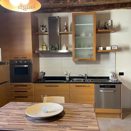 La Casa Sul Sasso In Town Serviced شقة فندقية *