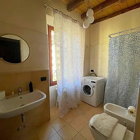 La Casa Sul Sasso In Town Serviced 3*
