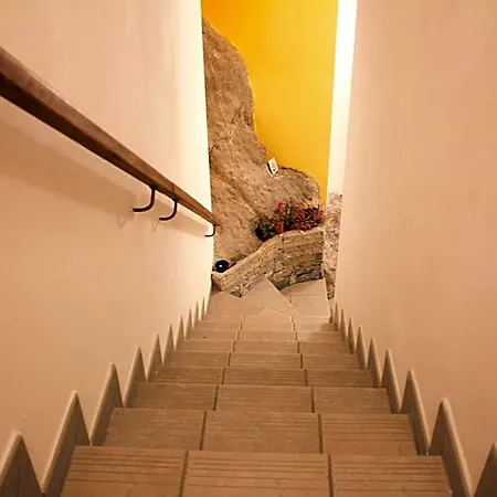 Aparthotel La Casa Sul Sasso In Town Serviced Dervio