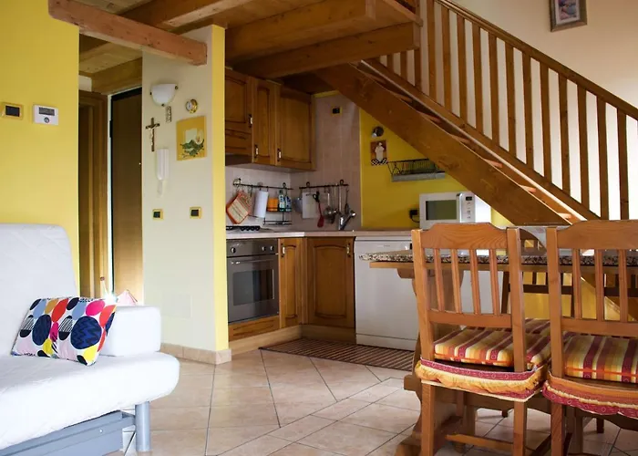 מלון דירות La Casa Sul Sasso In Town Serviced