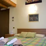 La Casa Sul Sasso In Town Serviced מלון דירות