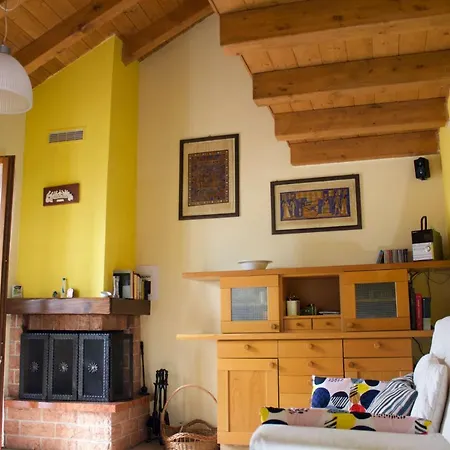 La Casa Sul Sasso In Town Serviced Aparthotel 4*