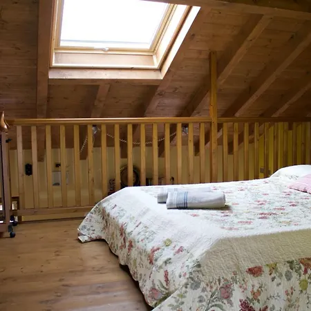 Aparthotel La Casa Sul Sasso In Town Serviced Dervio