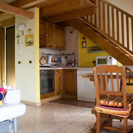 Aparthotel La Casa Sul Sasso In Town Serviced